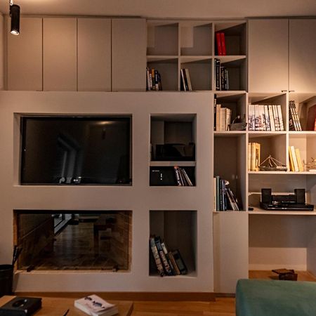 Hidesign Athens Tube Luxury Apt In Kolonaki Atenas Exterior foto