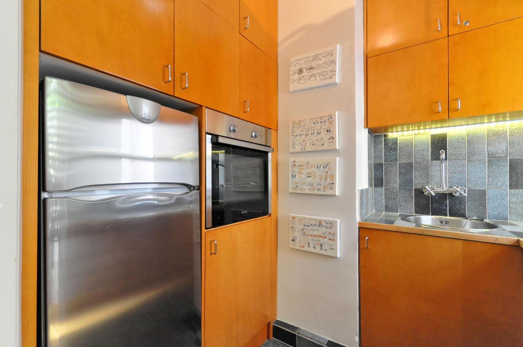 Hidesign Athens Tube Luxury Apt In Kolonaki Atenas Exterior foto